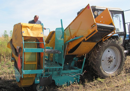 Мини картофелеуборочный комбайн SS-1 (лизинг, кредит), в наличии