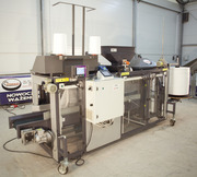 Машина для упаковки овощей в рашель-мешки, в наличии