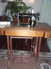 Продам швейную машинку