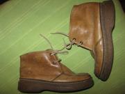 Продам детские ботинки